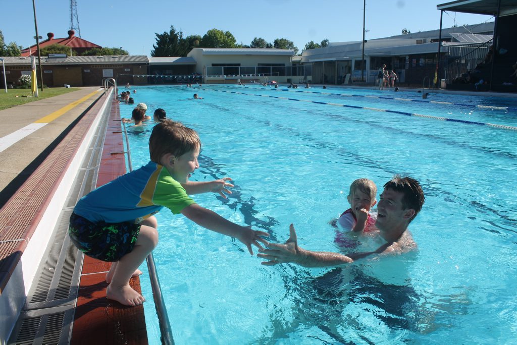 Come on Stanthorpe, it's time to cover our pool